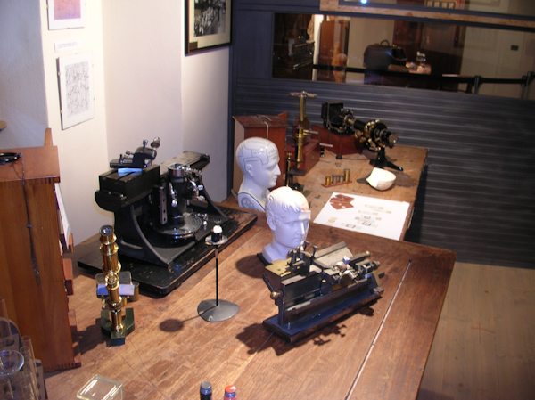 Museo Camillo Golgi Corteno - Particolare Laboratorio Istologico - particolare_laBIstologico.jpg particolare_laBIstologico.jpg